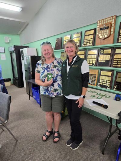 Parksville Lawn Bowling Club bowls on the green